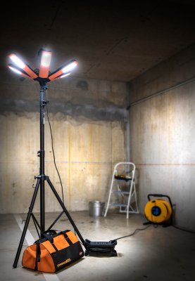 professionalLINE Projecteur de chantier LED portable 360° ORUM